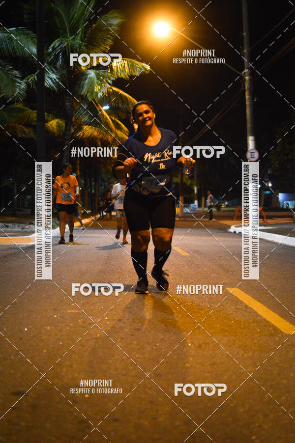 Buy your photos of the eventNight Run 5K 10K Praia Grande on Fotop