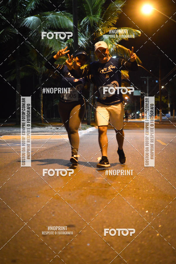 Buy your photos of the eventNight Run 5K 10K Praia Grande on Fotop