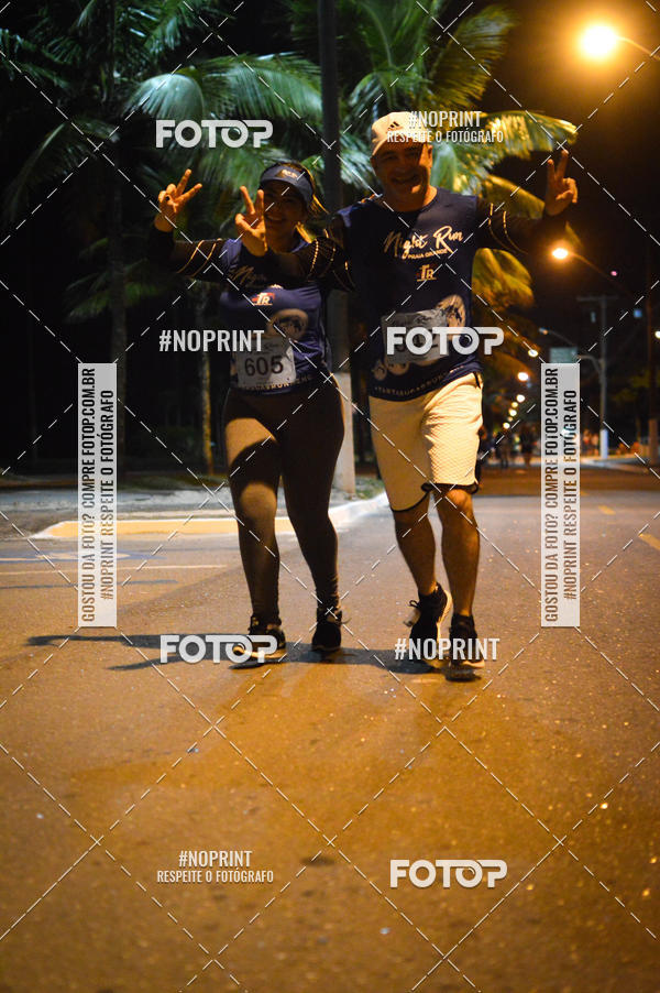 Buy your photos of the eventNight Run 5K 10K Praia Grande on Fotop