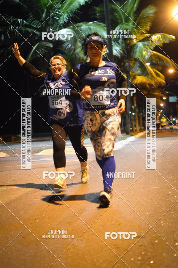 Buy your photos of the eventNight Run 5K 10K Praia Grande on Fotop