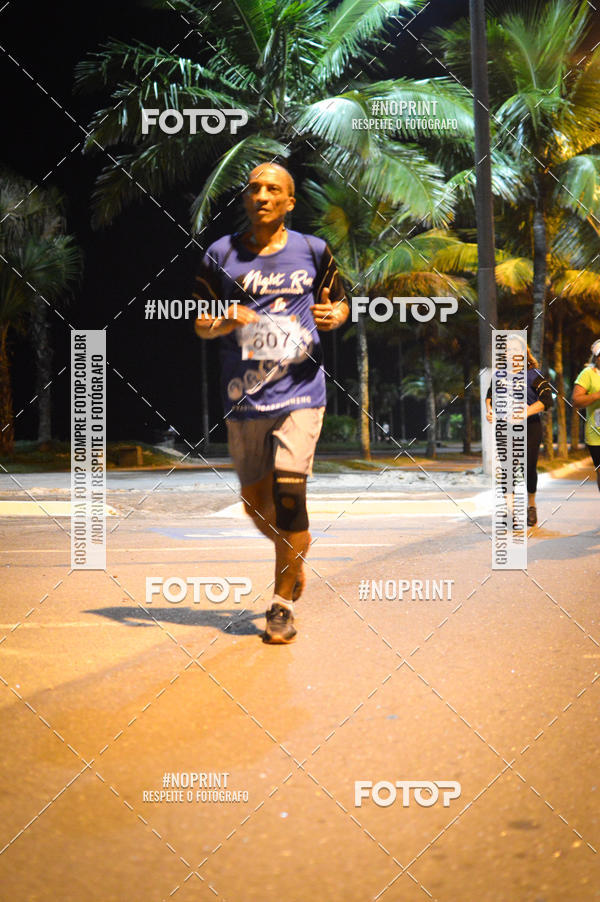 Buy your photos of the eventNight Run 5K 10K Praia Grande on Fotop
