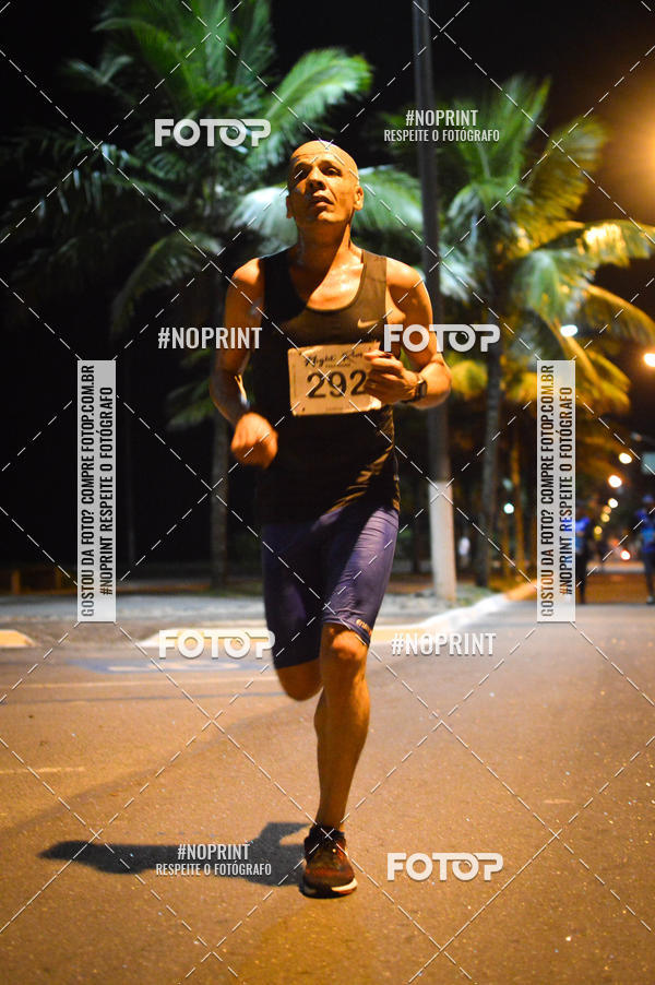 Buy your photos of the eventNight Run 5K 10K Praia Grande on Fotop