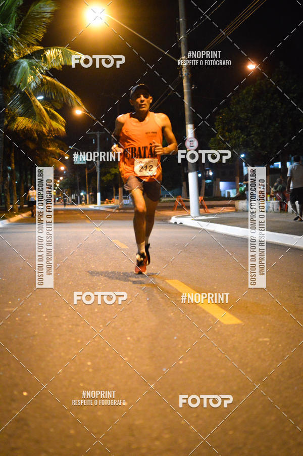 Buy your photos of the eventNight Run 5K 10K Praia Grande on Fotop