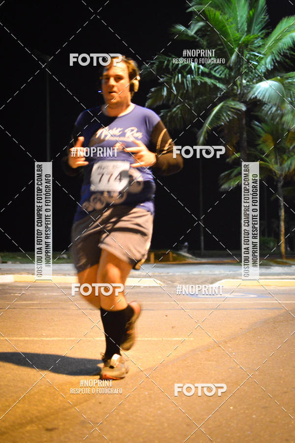 Buy your photos of the eventNight Run 5K 10K Praia Grande on Fotop