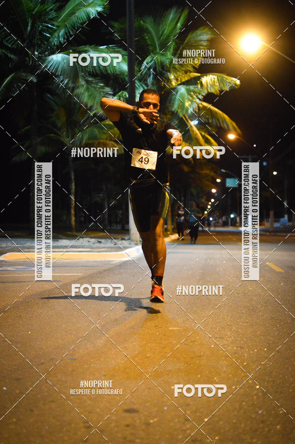 Buy your photos of the eventNight Run 5K 10K Praia Grande on Fotop
