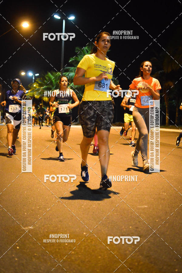 Buy your photos of the eventNight Run 5K 10K Praia Grande on Fotop