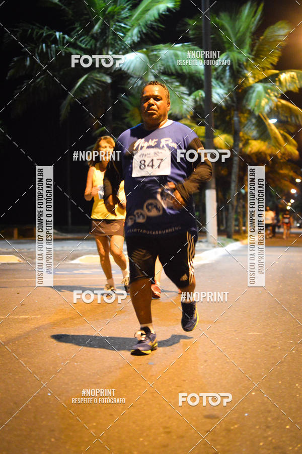 Buy your photos of the eventNight Run 5K 10K Praia Grande on Fotop