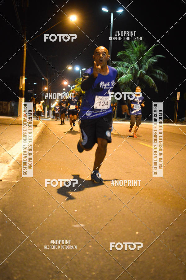 Buy your photos of the eventNight Run 5K 10K Praia Grande on Fotop