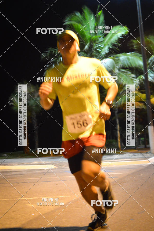 Buy your photos of the eventNight Run 5K 10K Praia Grande on Fotop