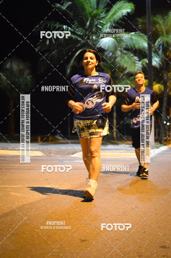 Buy your photos of the eventNight Run 5K 10K Praia Grande on Fotop