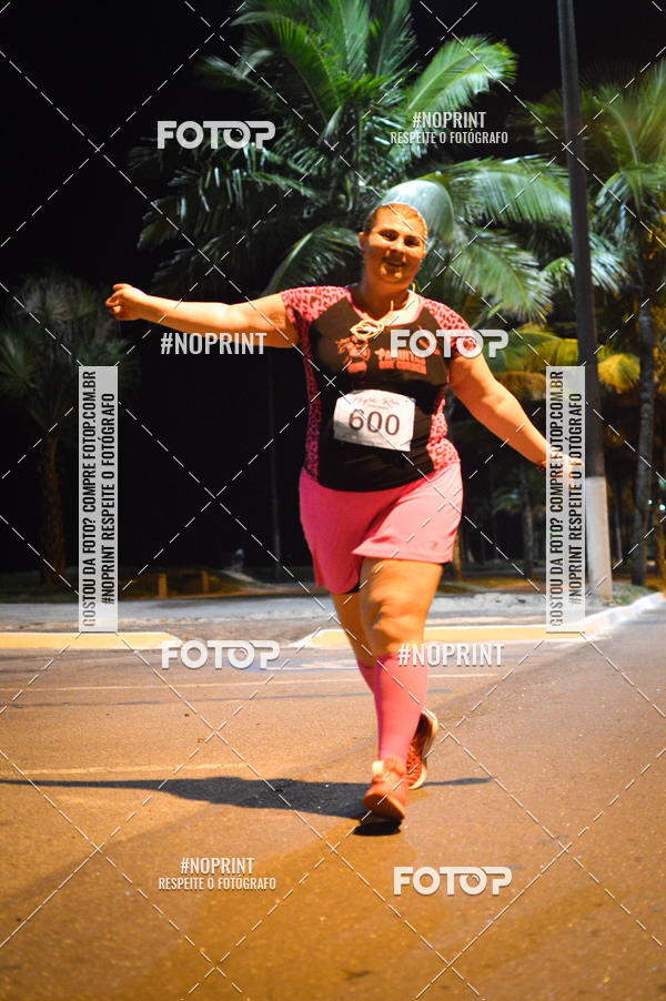 Buy your photos of the eventNight Run 5K 10K Praia Grande on Fotop