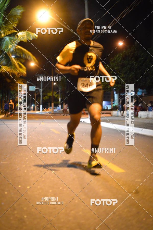 Buy your photos of the eventNight Run 5K 10K Praia Grande on Fotop