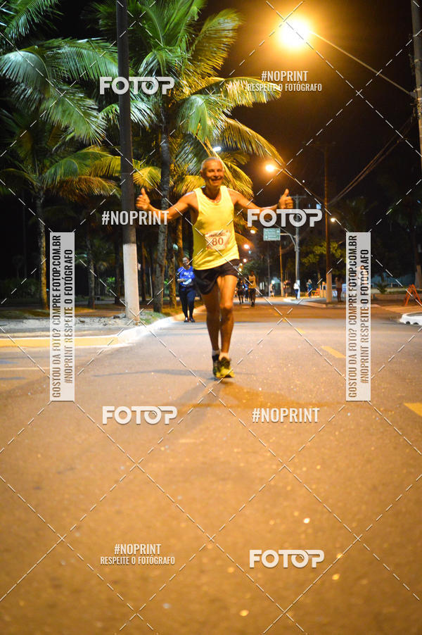 Buy your photos of the eventNight Run 5K 10K Praia Grande on Fotop