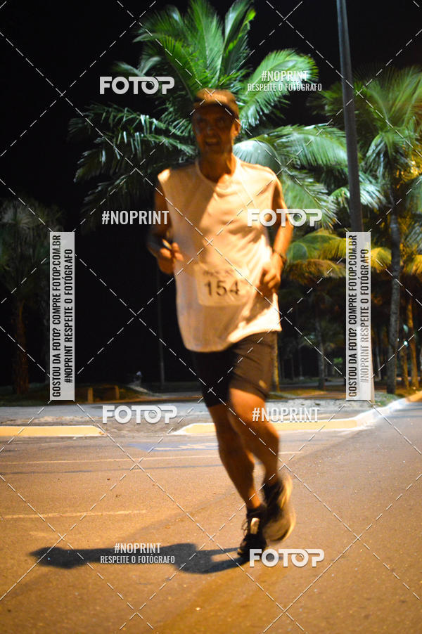Buy your photos of the eventNight Run 5K 10K Praia Grande on Fotop