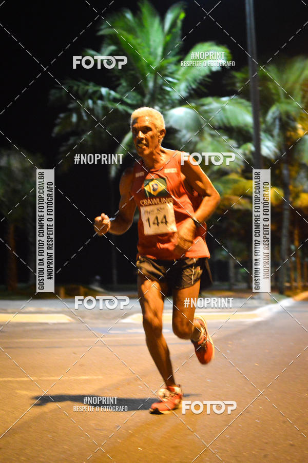 Buy your photos of the eventNight Run 5K 10K Praia Grande on Fotop