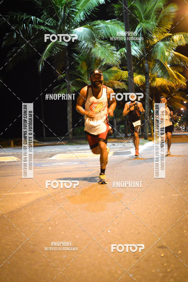 Buy your photos of the eventNight Run 5K 10K Praia Grande on Fotop