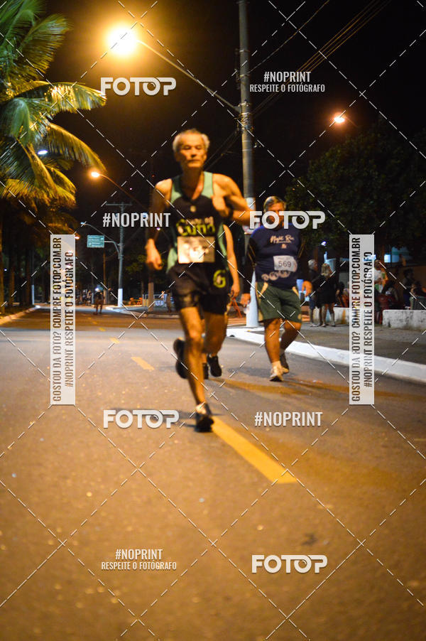 Buy your photos of the eventNight Run 5K 10K Praia Grande on Fotop