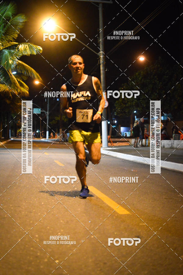 Buy your photos of the eventNight Run 5K 10K Praia Grande on Fotop