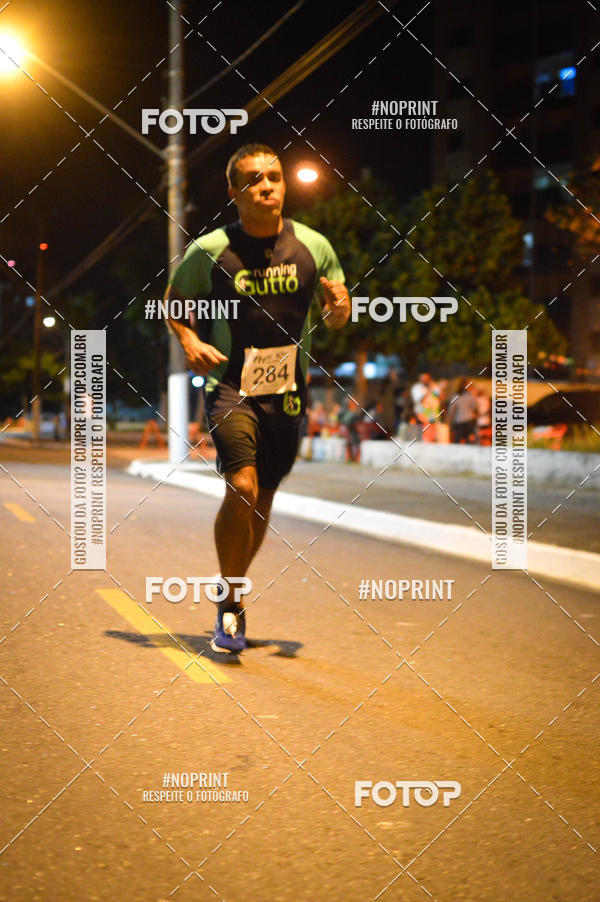 Buy your photos of the eventNight Run 5K 10K Praia Grande on Fotop