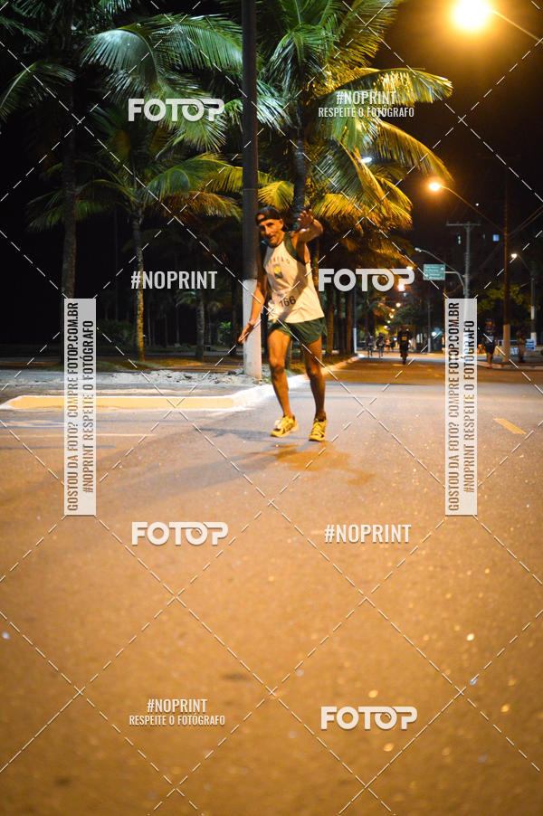 Buy your photos of the eventNight Run 5K 10K Praia Grande on Fotop