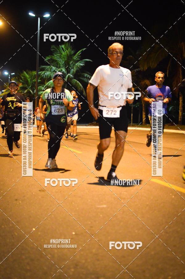 Buy your photos of the eventNight Run 5K 10K Praia Grande on Fotop