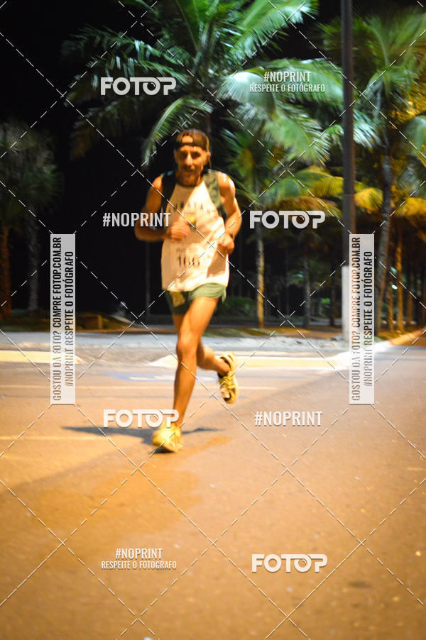 Buy your photos of the eventNight Run 5K 10K Praia Grande on Fotop