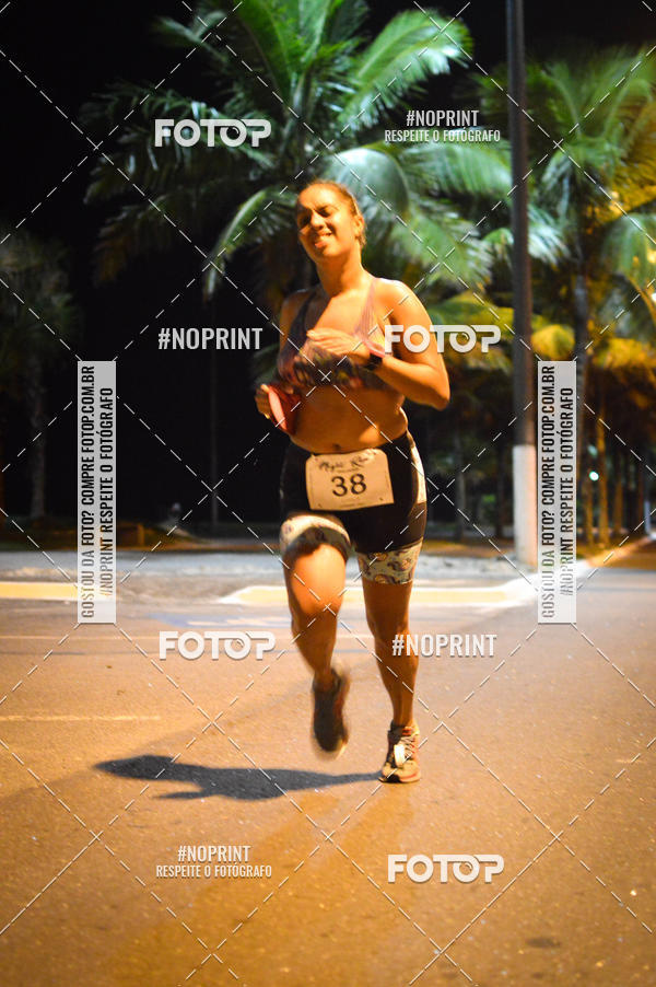 Buy your photos of the eventNight Run 5K 10K Praia Grande on Fotop