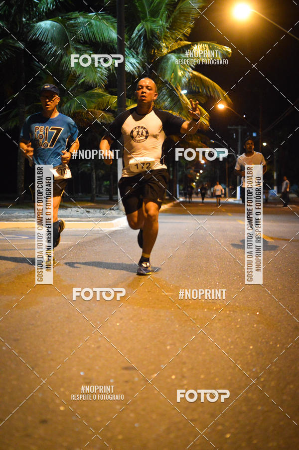 Buy your photos of the eventNight Run 5K 10K Praia Grande on Fotop