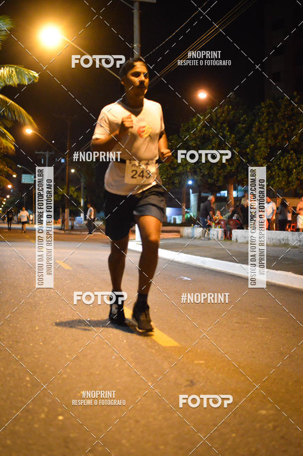 Buy your photos of the eventNight Run 5K 10K Praia Grande on Fotop