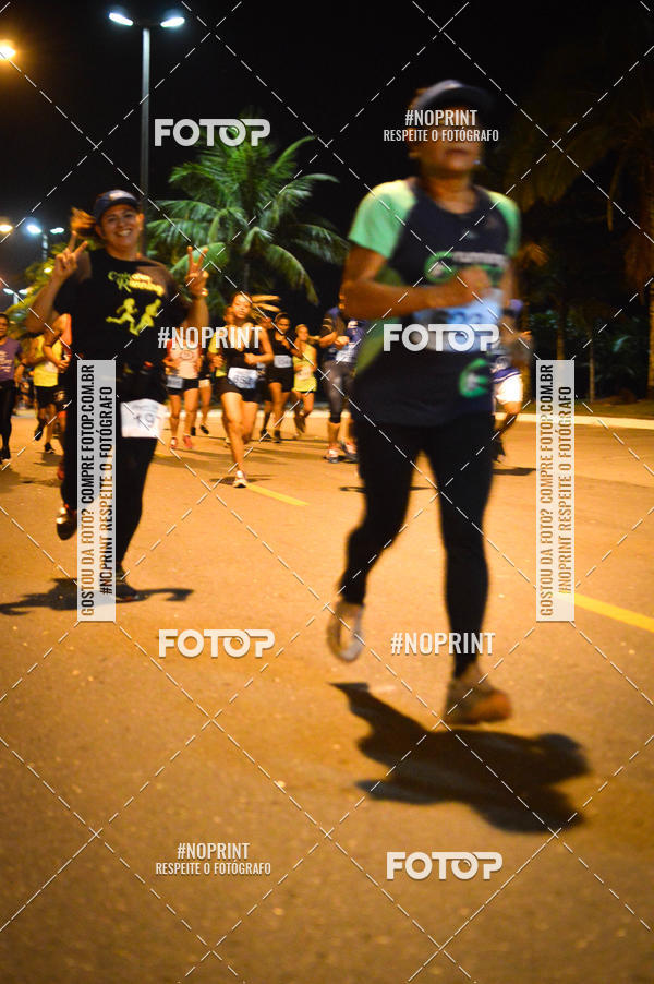 Buy your photos of the eventNight Run 5K 10K Praia Grande on Fotop