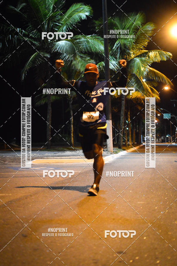 Buy your photos of the eventNight Run 5K 10K Praia Grande on Fotop