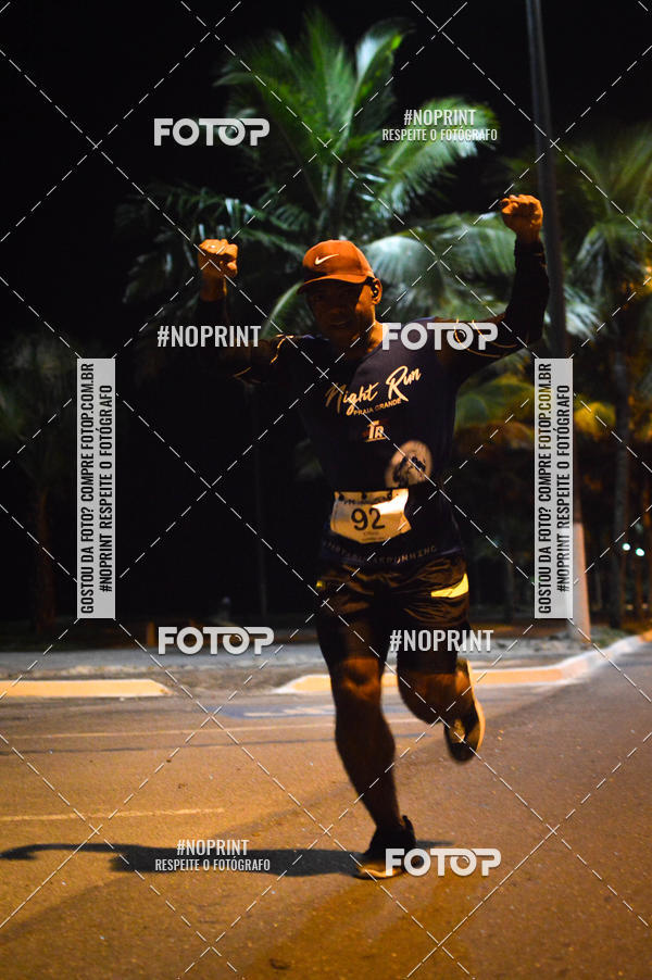 Buy your photos of the eventNight Run 5K 10K Praia Grande on Fotop