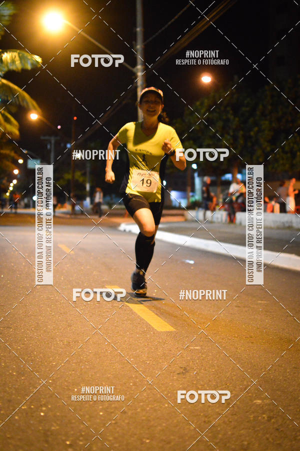Buy your photos of the eventNight Run 5K 10K Praia Grande on Fotop