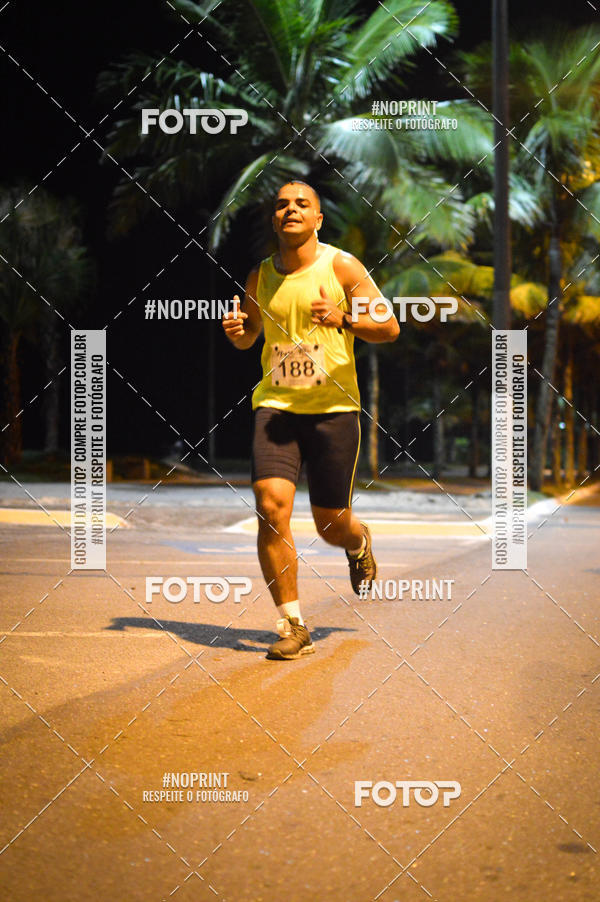 Buy your photos of the eventNight Run 5K 10K Praia Grande on Fotop
