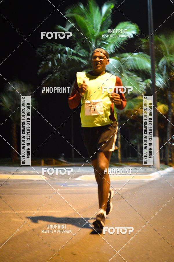 Buy your photos of the eventNight Run 5K 10K Praia Grande on Fotop