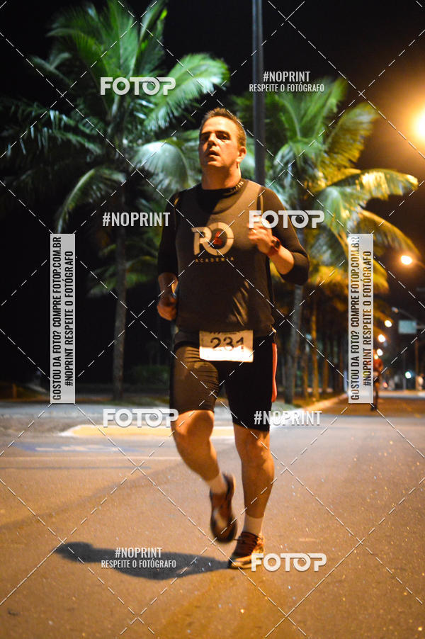 Buy your photos of the eventNight Run 5K 10K Praia Grande on Fotop