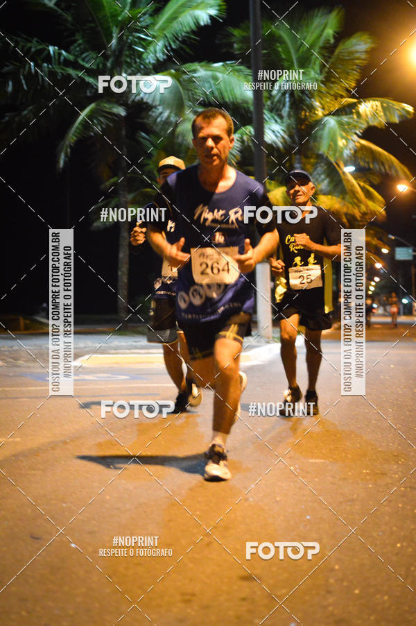 Buy your photos of the eventNight Run 5K 10K Praia Grande on Fotop