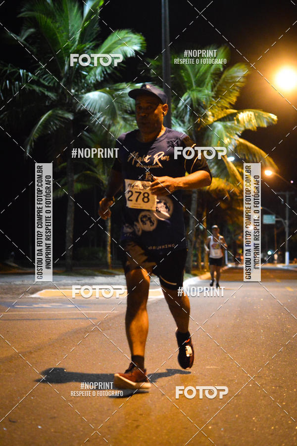 Buy your photos of the eventNight Run 5K 10K Praia Grande on Fotop