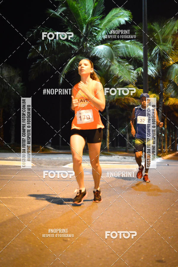 Buy your photos of the eventNight Run 5K 10K Praia Grande on Fotop