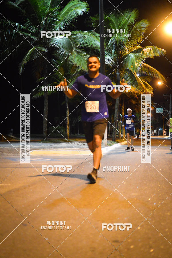 Buy your photos of the eventNight Run 5K 10K Praia Grande on Fotop