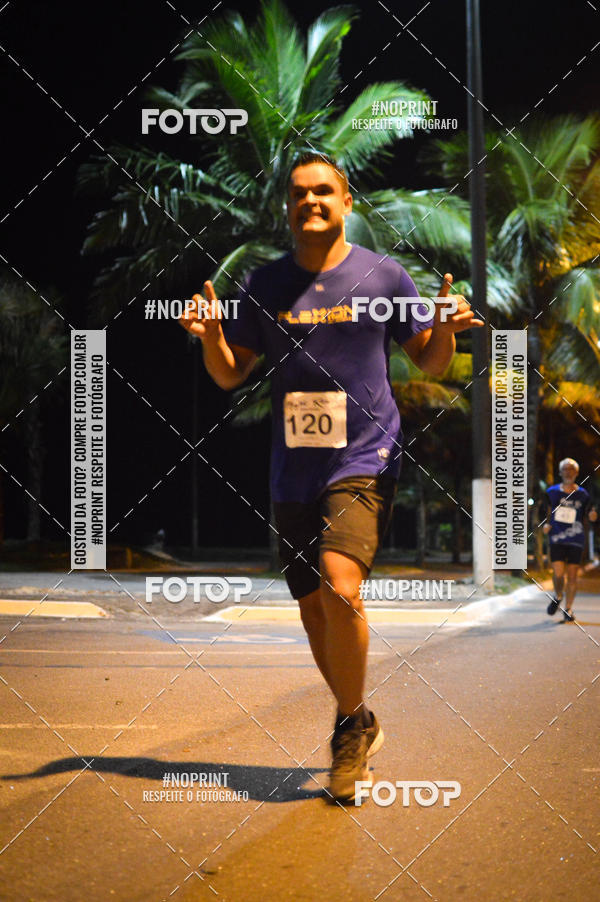 Buy your photos of the eventNight Run 5K 10K Praia Grande on Fotop