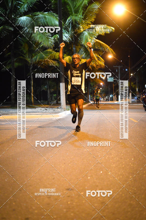 Buy your photos of the eventNight Run 5K 10K Praia Grande on Fotop