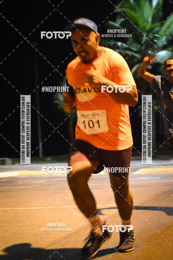 Buy your photos of the eventNight Run 5K 10K Praia Grande on Fotop