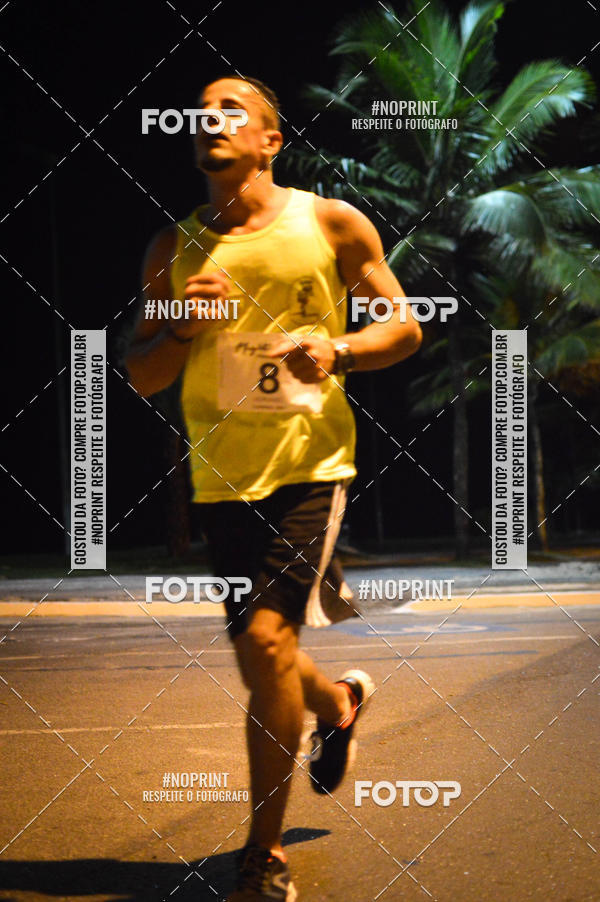 Buy your photos of the eventNight Run 5K 10K Praia Grande on Fotop