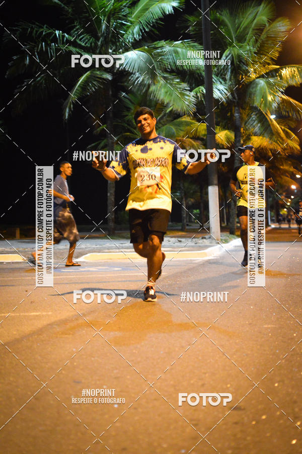 Buy your photos of the eventNight Run 5K 10K Praia Grande on Fotop