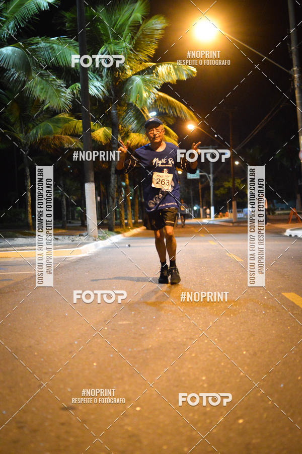 Buy your photos of the eventNight Run 5K 10K Praia Grande on Fotop