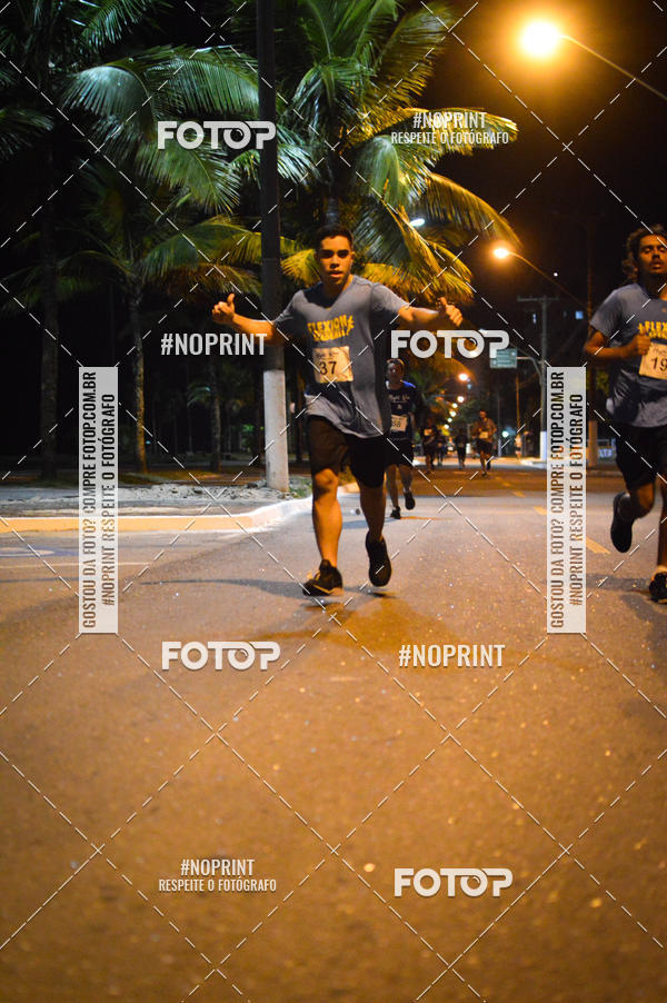 Buy your photos of the eventNight Run 5K 10K Praia Grande on Fotop