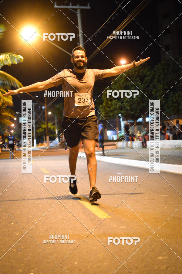 Buy your photos of the eventNight Run 5K 10K Praia Grande on Fotop