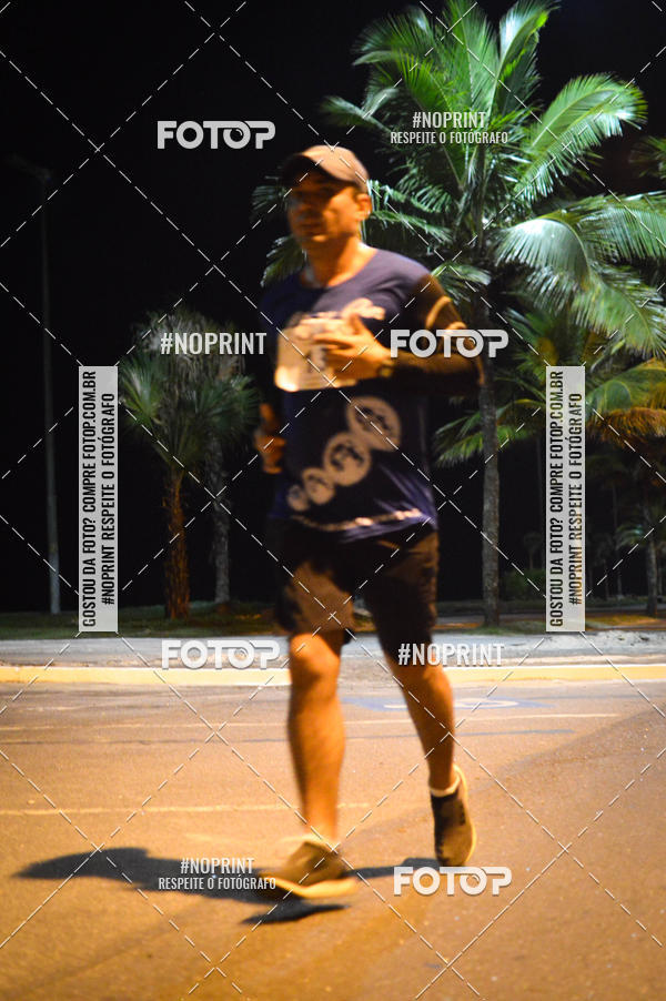 Buy your photos of the eventNight Run 5K 10K Praia Grande on Fotop