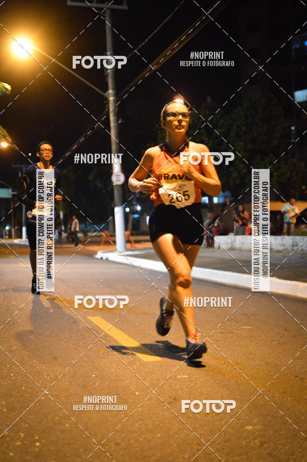 Buy your photos of the eventNight Run 5K 10K Praia Grande on Fotop
